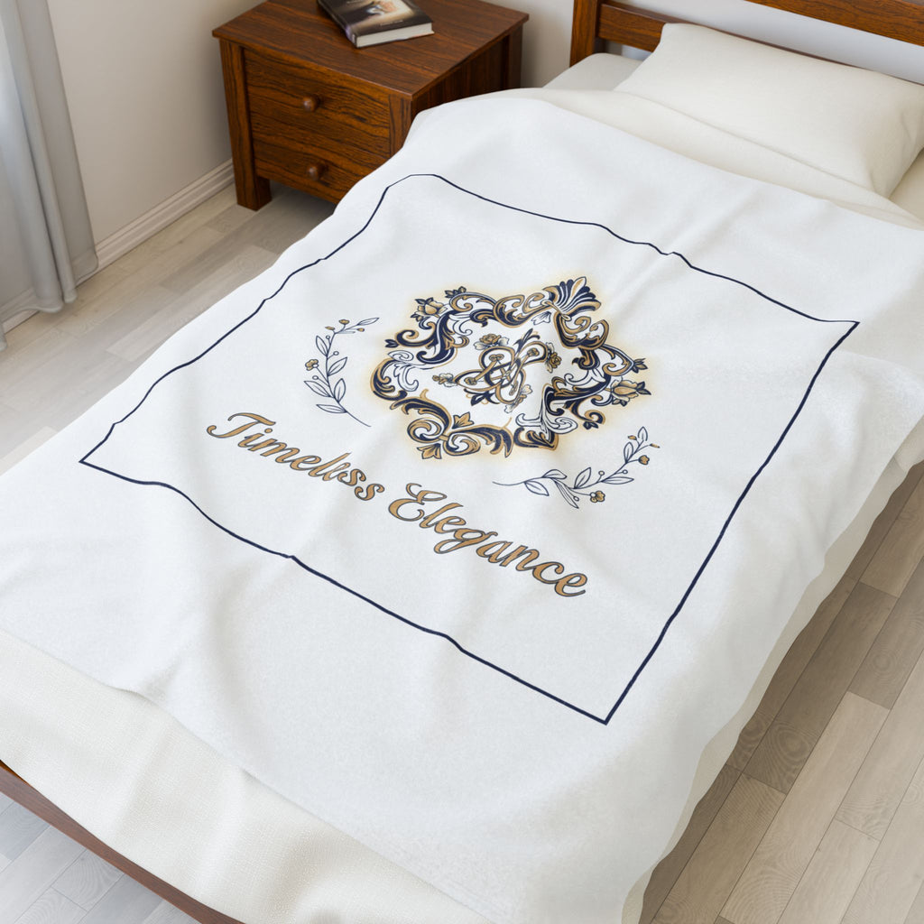 Ornate Brooch Emblem Velveteen Blanket | Baroque Pin Motif, Timeless Elegance